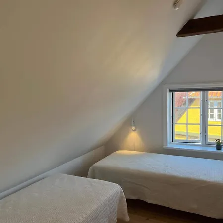 Holiday home Holiday Lxii Svaneke